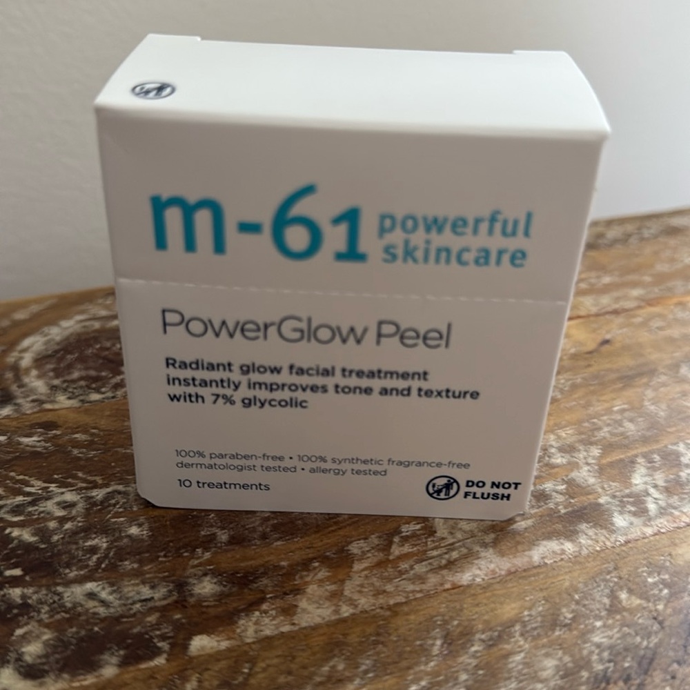 [NWT] m-61 PowerGlow Peel